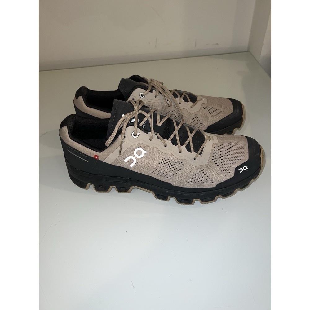 On Cloud Adventure in Light Gray/Dark Gray Size M 11 - Picture 2 of 7